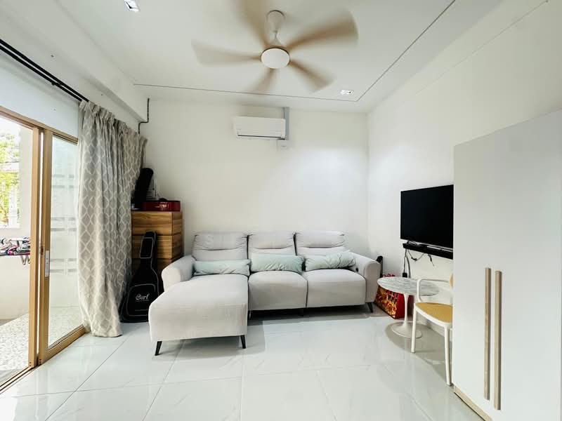 Rumah Teres untuk Dijual di Taman Canning (Ipoh) - SK Kok - Living Room - PropertyGuru.com.my