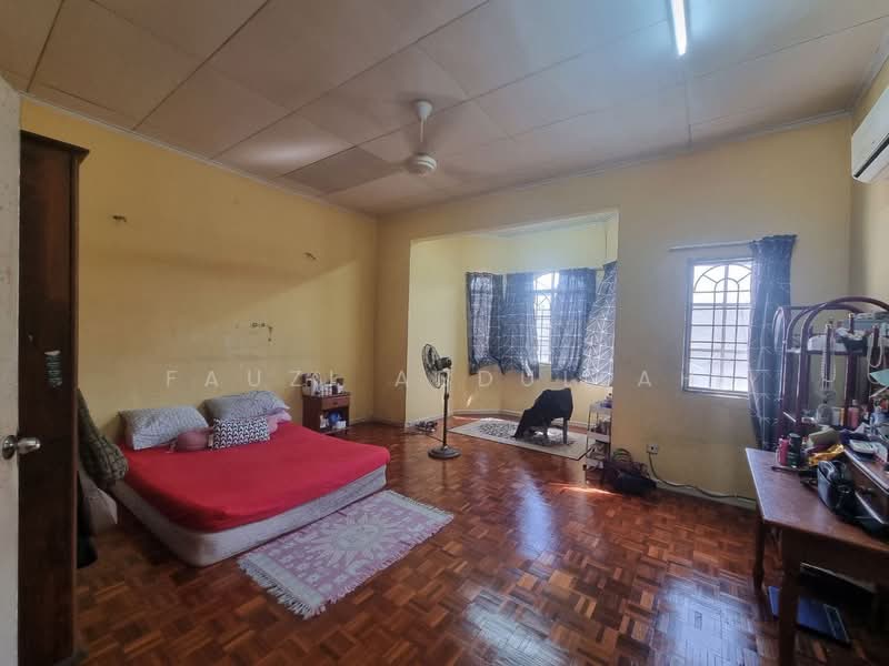 Rumah Teres untuk Dijual di Usj 11 (Subang Jaya) - Fauzi Abdullah - Bedroom - PropertyGuru.com.my