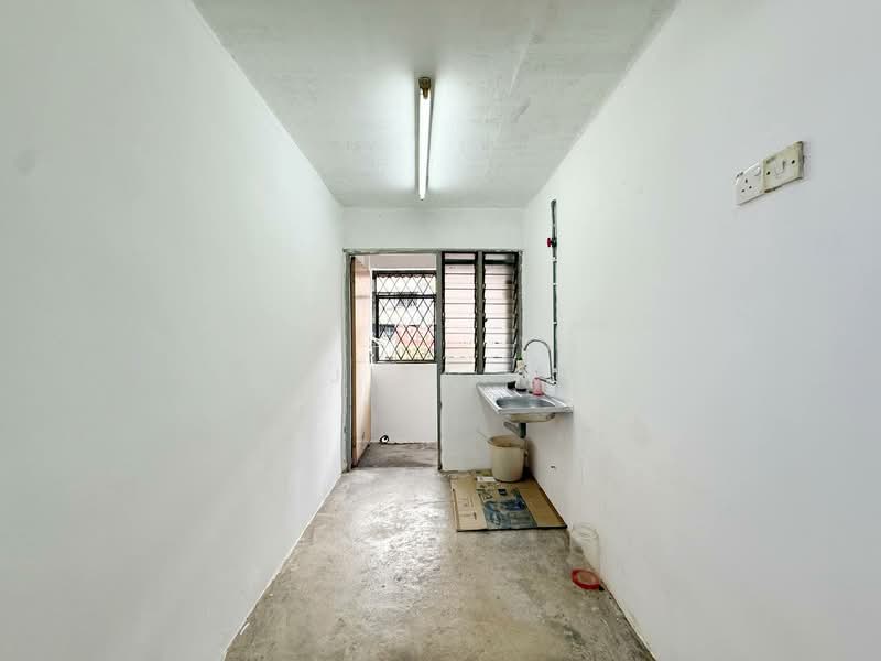 Rumah Flat untuk Dijual di Flat Pandan Indah 3/3 - M.J Zairin - Interior - PropertyGuru.com.my