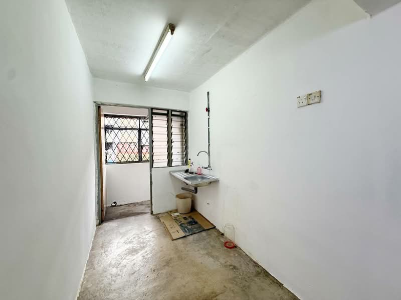 Rumah Flat untuk Dijual di Flat Pandan Indah 3/3 - M.J Zairin - Interior - PropertyGuru.com.my