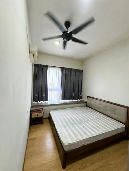 Condominium for Rent at Bay Point @ Country Garden Danga Bay - Yee Shiuen - Bedroom - PropertyGuru.com.my