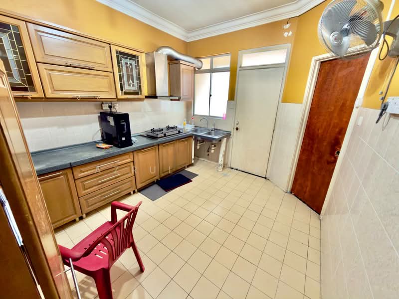 2-storey Terraced House for Sale in Kota Damansara (Selangor) - Azrul Ismail - Kitchen - PropertyGuru.com.my