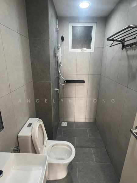 Servis Apartment untuk Disewa di Tuan 2egacy - Angelyn Yong - Bathroom - PropertyGuru.com.my
