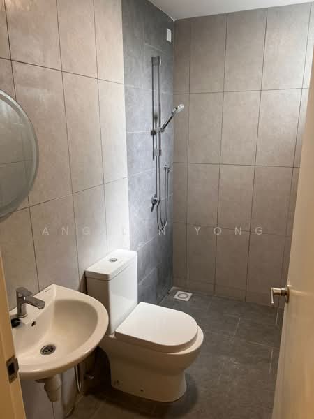 Servis Apartment untuk Disewa di Tuan 2egacy - Angelyn Yong - Bathroom - PropertyGuru.com.my