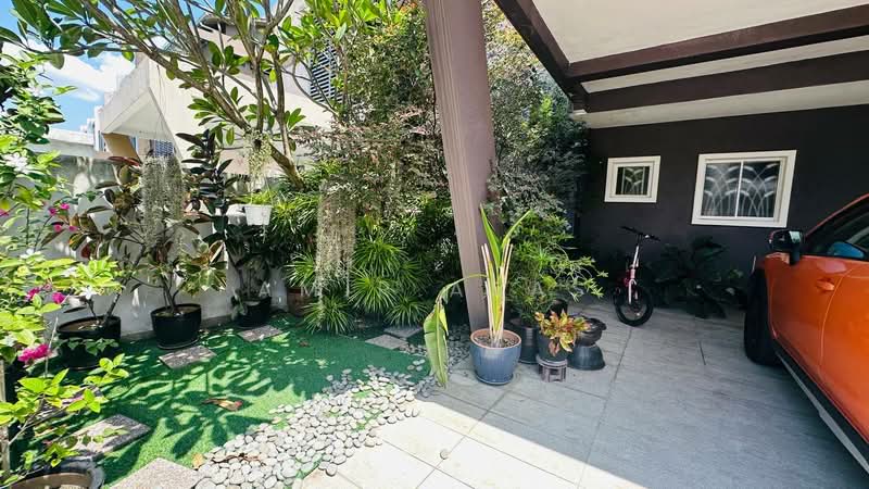 Rumah Teres 2 Tingkat untuk Dijual di Laman Glenmarie (Shah Alam) - Amir Abas - Exterior - PropertyGuru.com.my