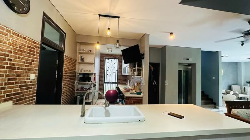 Rumah Teres 2 Tingkat untuk Dijual di Laman Glenmarie (Shah Alam) - Amir Abas - PropertyGuru.com.my