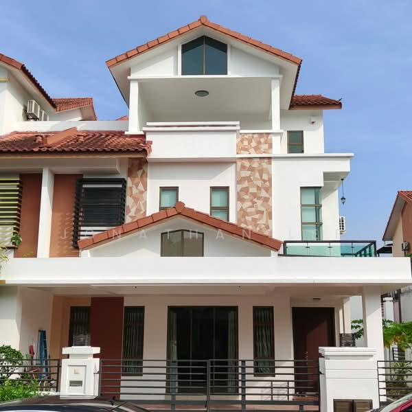 Rumah Berkembar untuk Disewa di Skudai (Johor) - Jonathan Lee - Exterior - PropertyGuru.com.my
