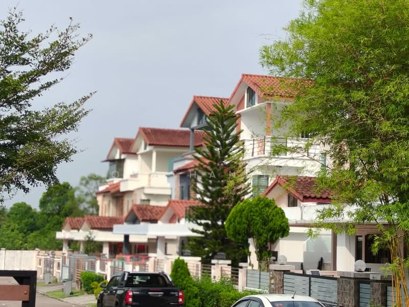 Rumah Berkembar untuk Disewa di Skudai (Johor) - Jonathan Lee - Exterior - PropertyGuru.com.my