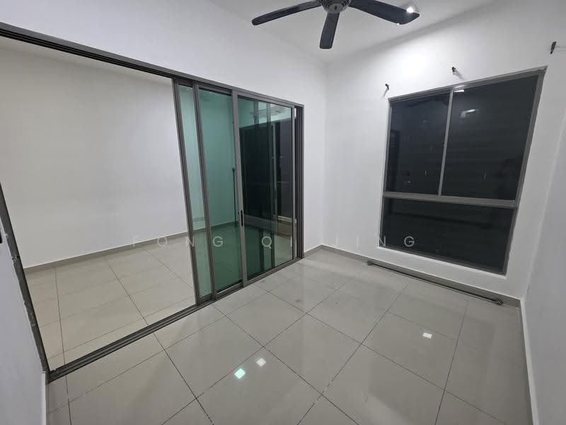 Service Residence for Sale at Cybersquare - Fong Qi Jing - Interior - PropertyGuru.com.my