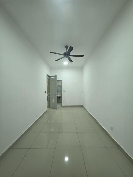 Service Residence for Sale at Cybersquare - Fong Qi Jing - Interior - PropertyGuru.com.my