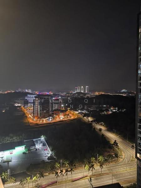 Service Residence for Sale at Cybersquare - Fong Qi Jing - PropertyGuru.com.my