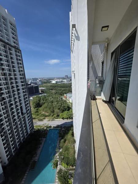 Service Residence for Sale at Cybersquare - Fong Qi Jing - Balcony - PropertyGuru.com.my