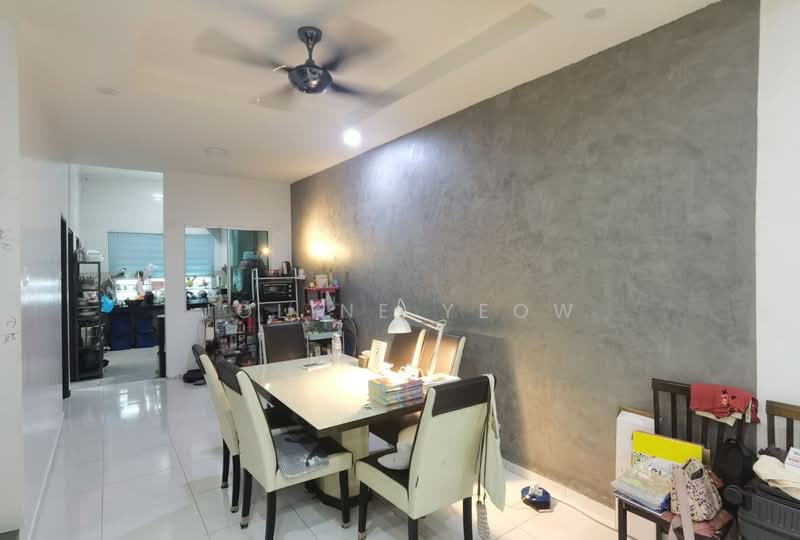 2-storey Terraced House for Sale in Taman Rapat Permai (Ipoh) - Joline YEOW - Dining Room - PropertyGuru.com.my