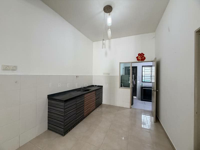 2-storey Terraced House for Sale in Iskandar Puteri (Nusajaya) (Johor) - Freedom Lam - Dry Kitchen - PropertyGuru.com.my