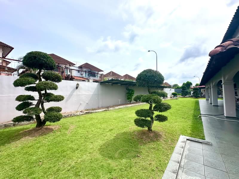 Bungalow for Sale in Bandar Putra (Kulai) - Shi Ting - Exterior - PropertyGuru.com.my