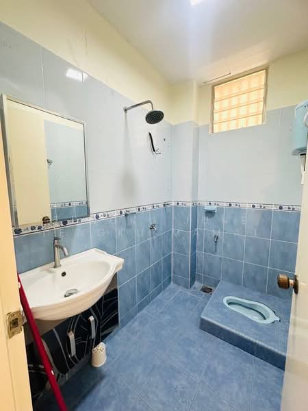 Rumah Teres 2 Tingkat untuk Dijual di Sepang (Selangor) - Tengku June Tengku Mamat - Bathroom - PropertyGuru.com.my