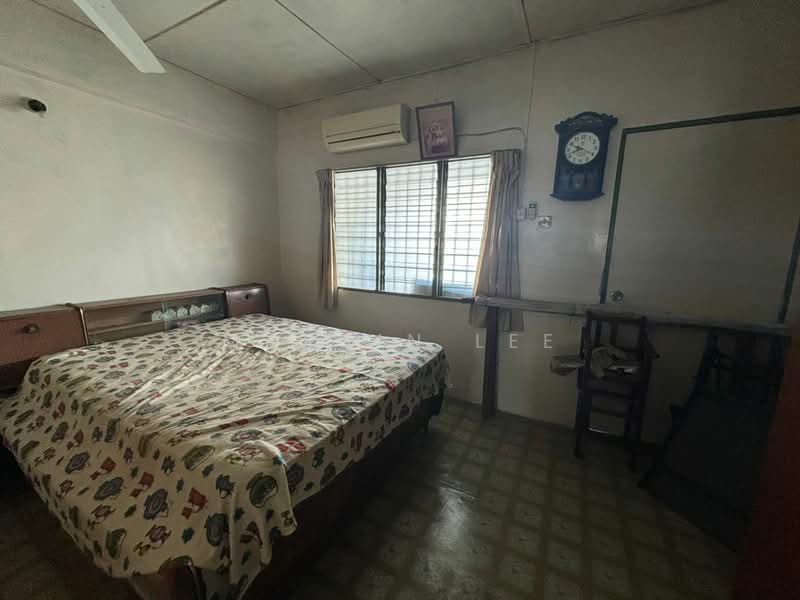 Rumah Teres untuk Dijual di Taman Kok Lian (Jalan Kuching) - Marvin Lee - Bedroom - PropertyGuru.com.my