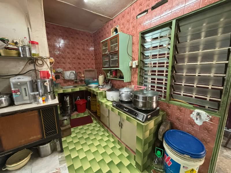 Rumah Teres untuk Dijual di Taman Kok Lian (Jalan Kuching) - Marvin Lee - Kitchen - PropertyGuru.com.my