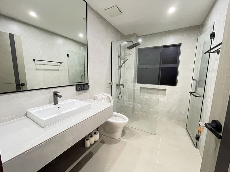 Rumah Teres 3 Tingkat untuk Dijual di Selayang (Batu Caves) - MY Loh - Bathroom - PropertyGuru.com.my
