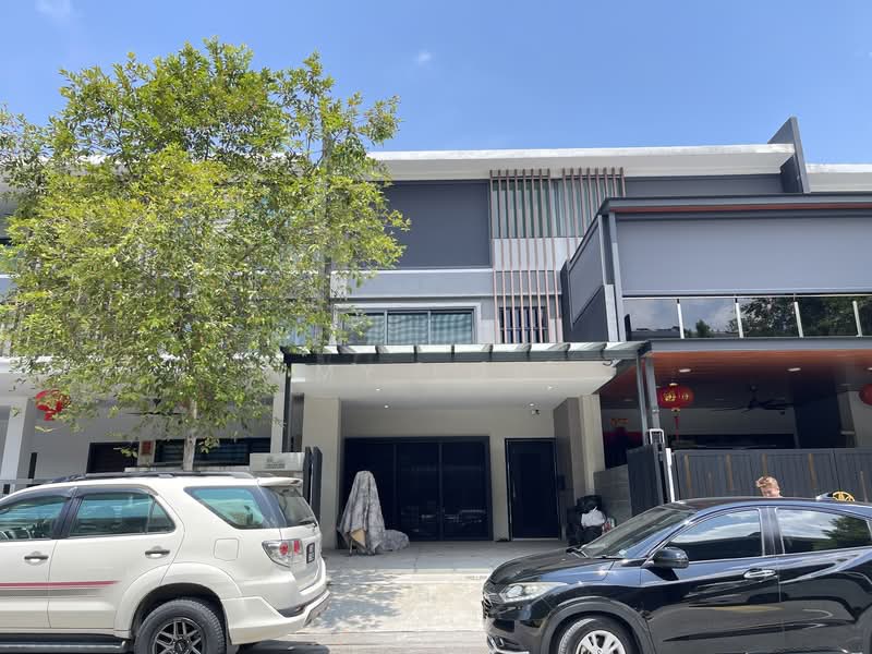 Rumah Teres 3 Tingkat untuk Dijual di Selayang (Batu Caves) - MY Loh - Exterior - PropertyGuru.com.my