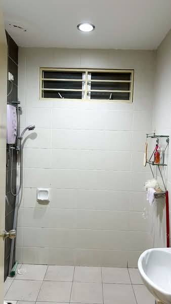 Rumah Teres untuk Dijual di Kota Kemuning (Shah Alam) - Miki Fong - Bathroom - PropertyGuru.com.my