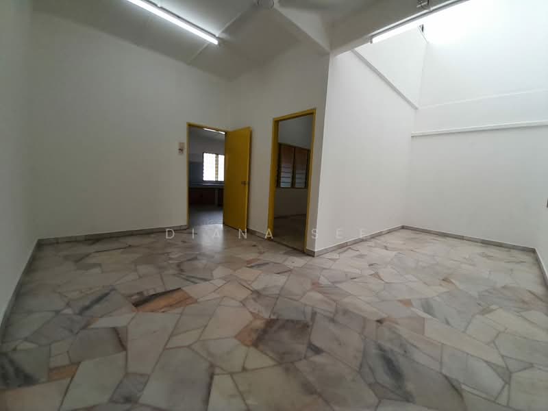 1-storey Terraced House for Sale in Port Klang (Pelabuhan Klang) (Selangor) - Diana See - Interior - PropertyGuru.com.my