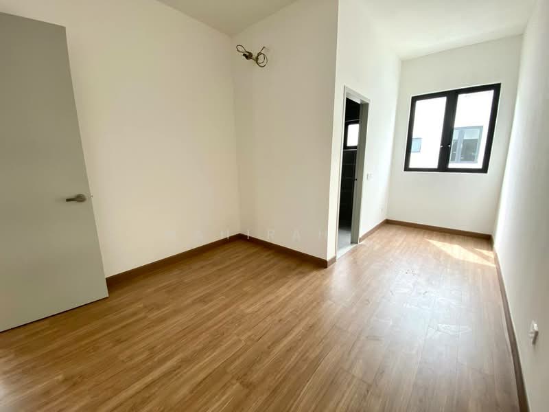 Semi-Detached House for Sale in Cyber 10 (Cyberjaya) - Mahirah . - Interior - PropertyGuru.com.my