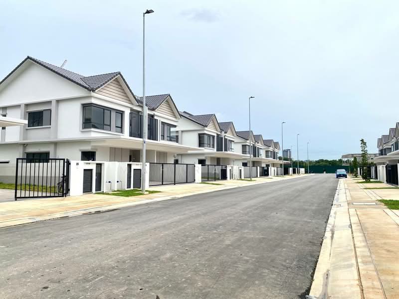 Semi-Detached House for Sale in Cyber 10 (Cyberjaya) - Mahirah . - Exterior - PropertyGuru.com.my