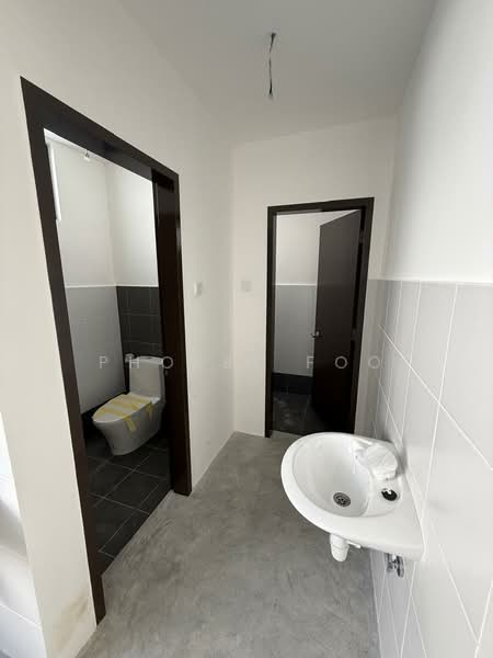 Shop for Rent in Kota Masai (Pasir Gudang) - Phoebe Foo - Bathroom - PropertyGuru.com.my