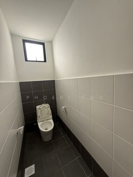 Shop for Rent in Kota Masai (Pasir Gudang) - Phoebe Foo - Bathroom - PropertyGuru.com.my