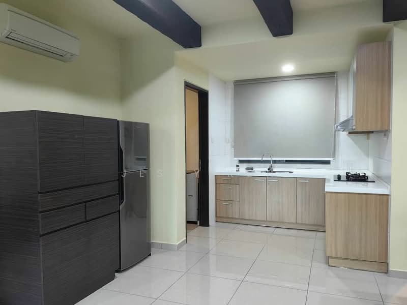 Apartment for Rent at Molek Pine 3 - Jessy Koh - Kitchen - PropertyGuru.com.my