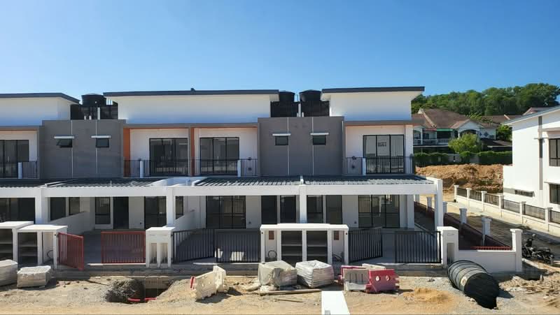 Rumah Teres 2 Tingkat untuk Dijual di Seremban (Negeri Sembilan) - Ismi Muhammad - Exterior - PropertyGuru.com.my