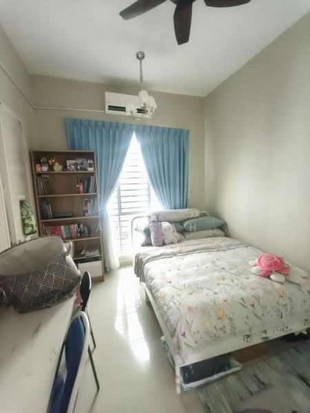2-storey Terraced House for Sale in Taman Saujana Ampang (Ampang) - Mahirah . - Bedroom - PropertyGuru.com.my