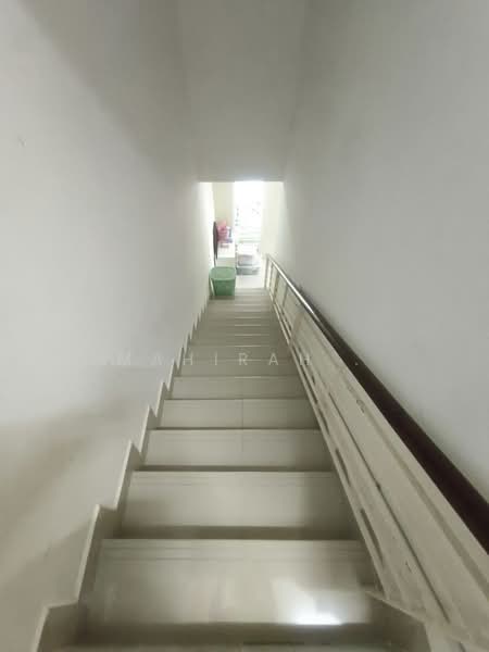 2-storey Terraced House for Sale in Taman Saujana Ampang (Ampang) - Mahirah . - Corridor - PropertyGuru.com.my