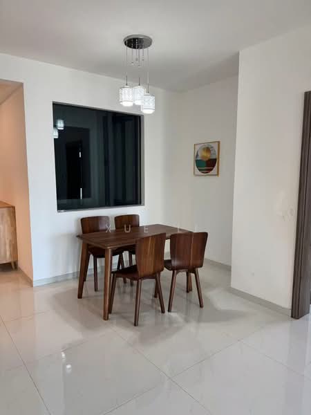 Pangsapuri untuk Disewa di Starview Bay @ Forest City - Xue Li - Dining Room - PropertyGuru.com.my
