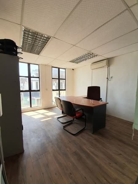 Office for Sale in Greentown (Ipoh) - Gary Tang - Study - PropertyGuru.com.my
