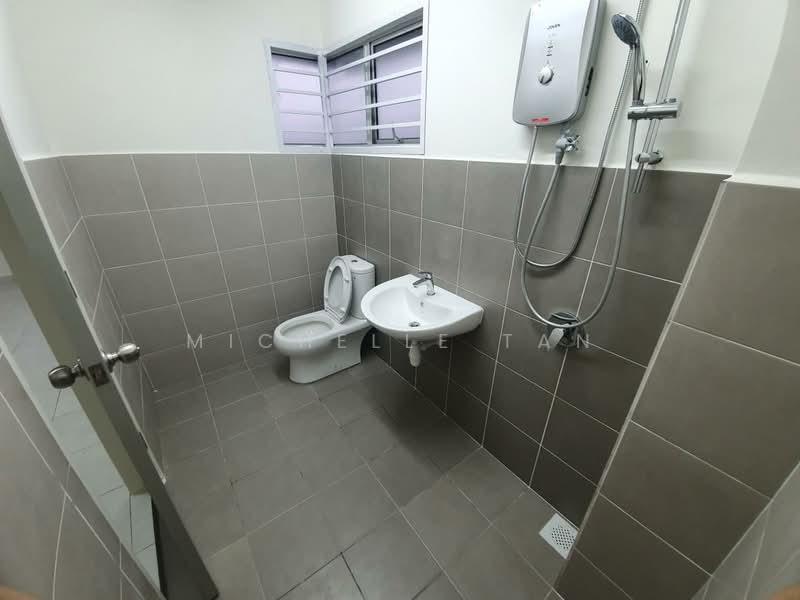 2-storey Terraced House for Sale in Puncak Alam (Selangor) - Michelle Tan - PropertyGuru.com.my