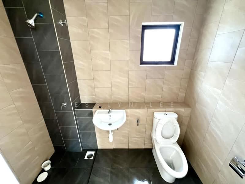 Semi-Detached House for Sale in Setia Ecohill (Semenyih) - Jesslyn Lee - Bathroom - PropertyGuru.com.my