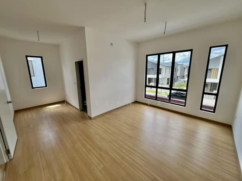 Semi-Detached House for Sale in Setia Ecohill (Semenyih) - Jesslyn Lee - Interior - PropertyGuru.com.my