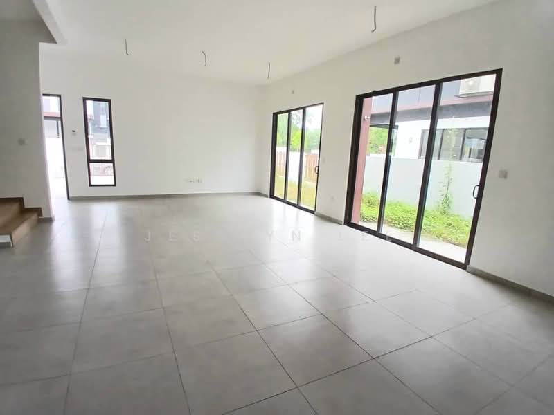 Semi-Detached House for Sale in Setia Ecohill (Semenyih) - Jesslyn Lee - Living Room - PropertyGuru.com.my