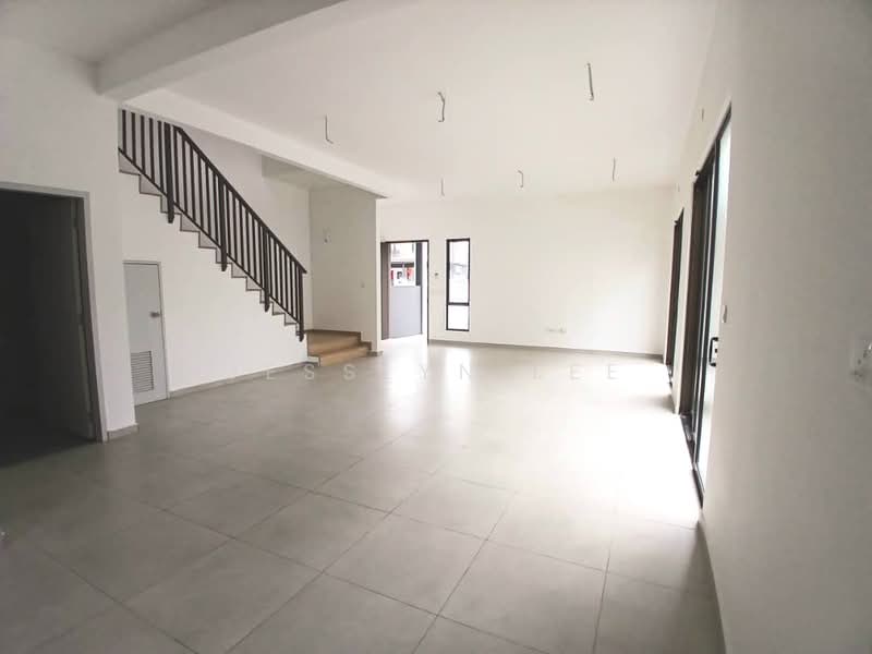 Rumah Berkembar untuk Dijual di Setia Ecohill (Semenyih) - Jesslyn Lee - Living Room - PropertyGuru.com.my