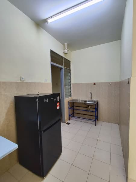 Apartment for Sale at Desa Saujana - Amy Chin - Kitchen - PropertyGuru.com.my