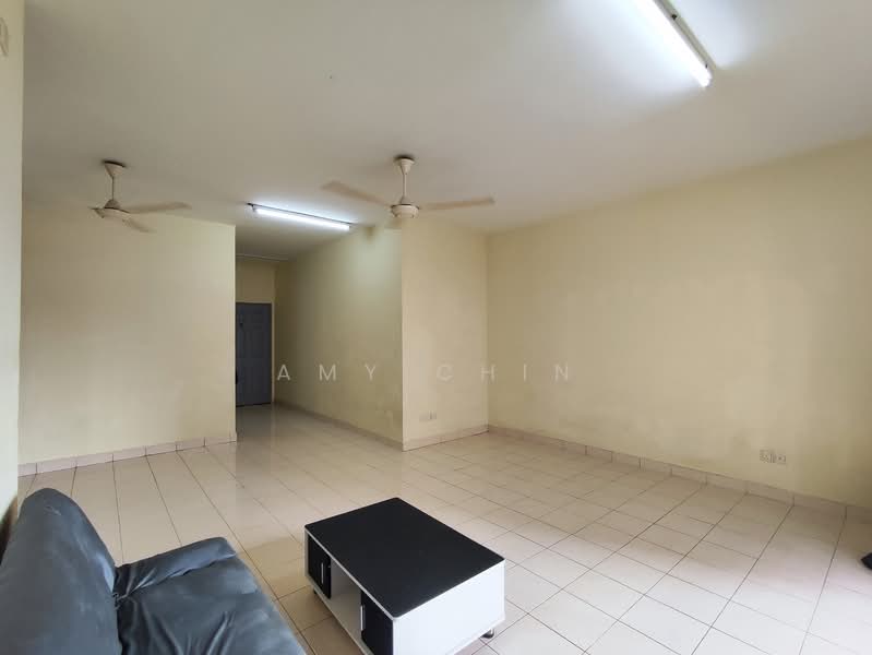 Apartment for Sale at Desa Saujana - Amy Chin - Living Room - PropertyGuru.com.my