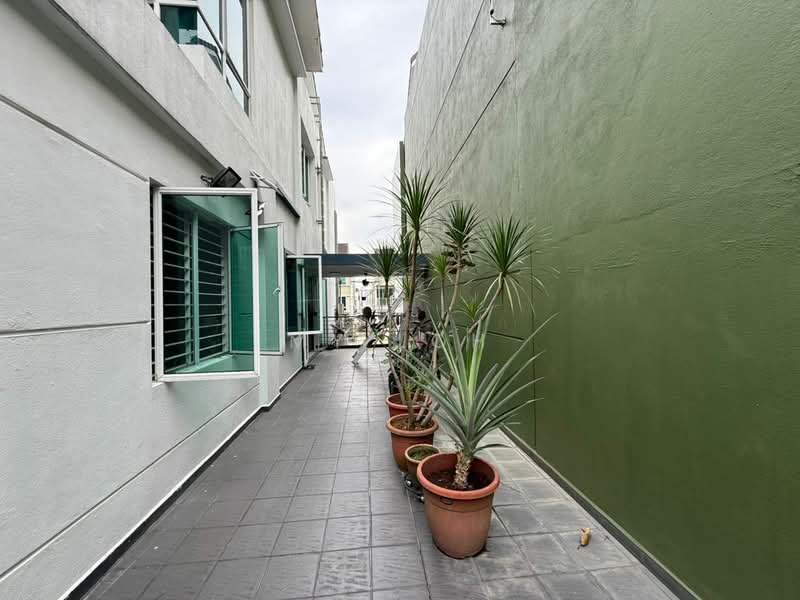 Rumah Berkembar untuk Dijual di One Sierra (Selayang) - MY Loh - Exterior - PropertyGuru.com.my