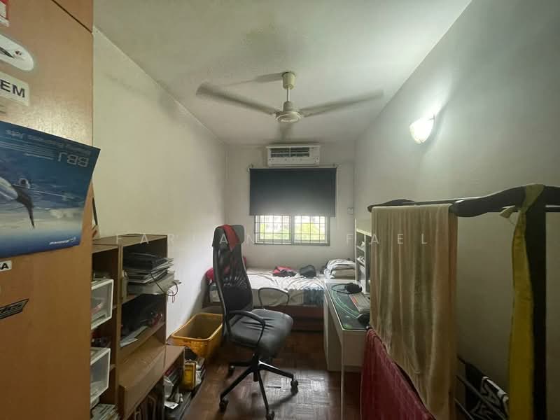 Apartment for Sale at Apartment Bayu - Farhan Rafael - Bedroom - PropertyGuru.com.my