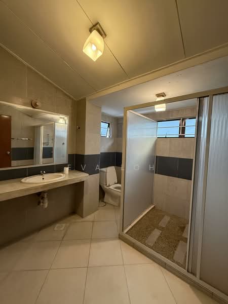 Rumah Teres 2 Tingkat untuk Disewa di Bangsar (Kuala Lumpur) - Eva Loh - Bathroom - PropertyGuru.com.my