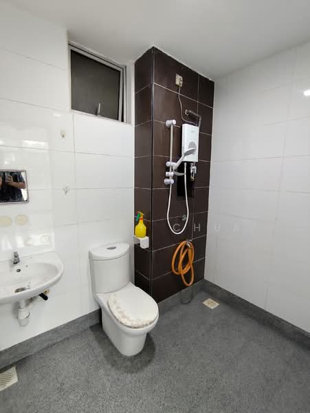 Apartment for Sale at East Bay (Seri Bayan) - Merry Chua - Bathroom - PropertyGuru.com.my