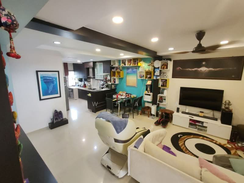 Rumah Teres 2 Tingkat untuk Dijual di Taman Setia Indah (Tebrau) - Chew Jia Jia - Living Room - PropertyGuru.com.my