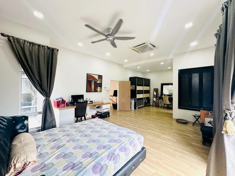 Rumah Banglo untuk Dijual di Seksyen U10 (Shah Alam) - Amir Abas - Bedroom - PropertyGuru.com.my