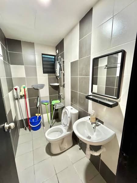 Service Residence for Rent at Residensi Mutiara Kajang 2 - Hasif Ludin - Bathroom - PropertyGuru.com.my